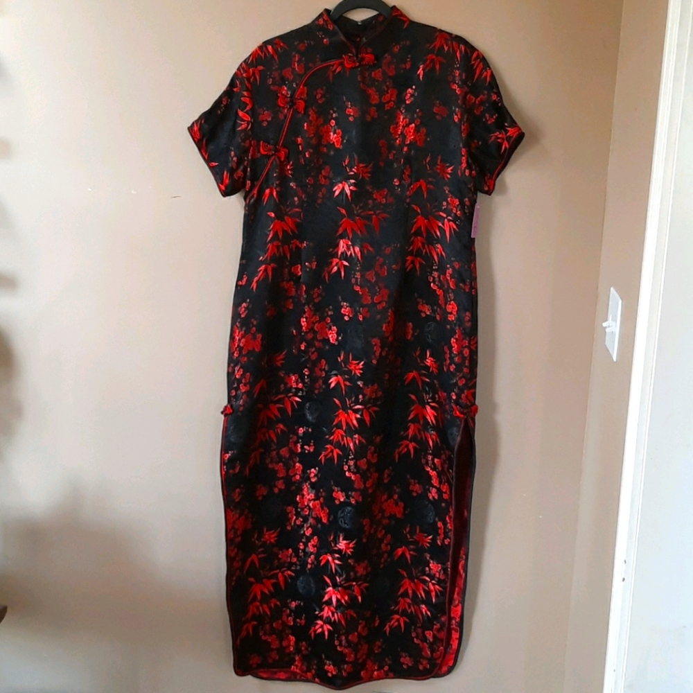 Vintage Chinese Cheongsam Dress